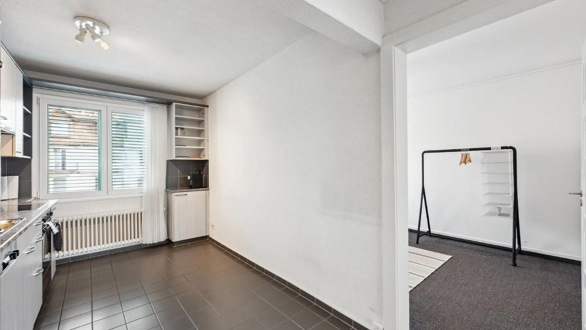 Comfortable Stay In Oerlikon 20 Minutes Away From Zurich Airport