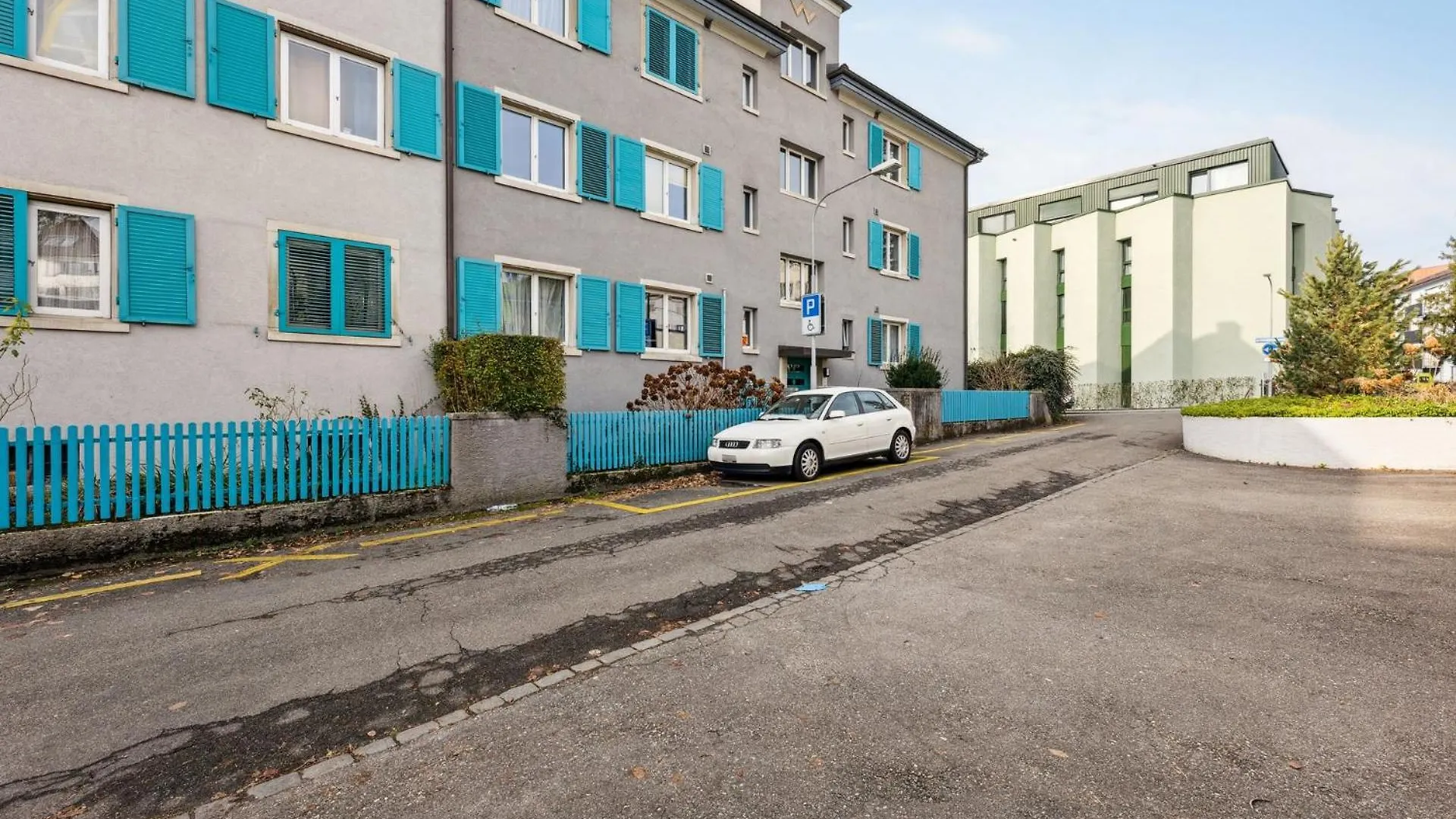 Comfortable Stay In Oerlikon 20 Minutes Away From Zurich Airport Apartment