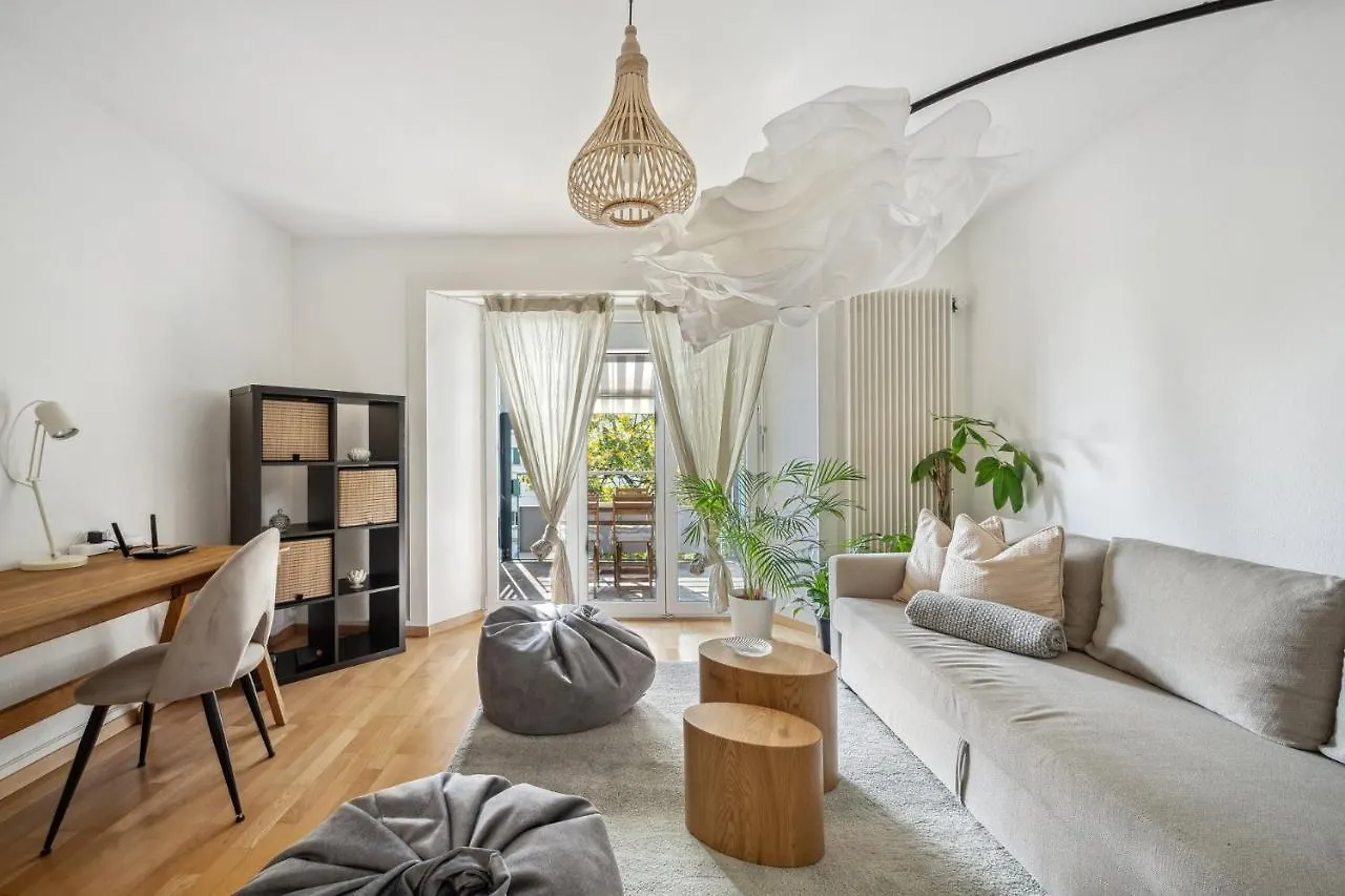 Comfortable Stay In Oerlikon 20 Minutes Away From Zurich Airport